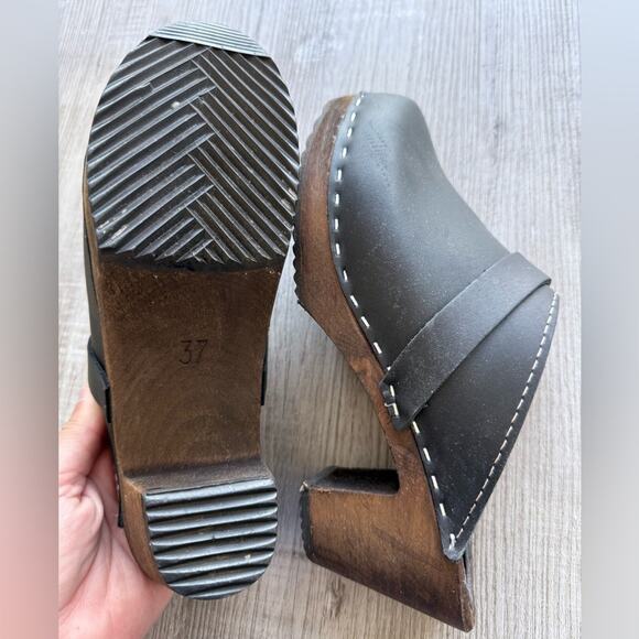Lotta from Stockholm Black Heeled Clog Shoes Sz 37 / US 7 Wooden Heel - Picture 8 of 8